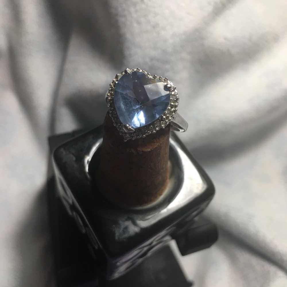 Heart ring - Picture 3 of 3